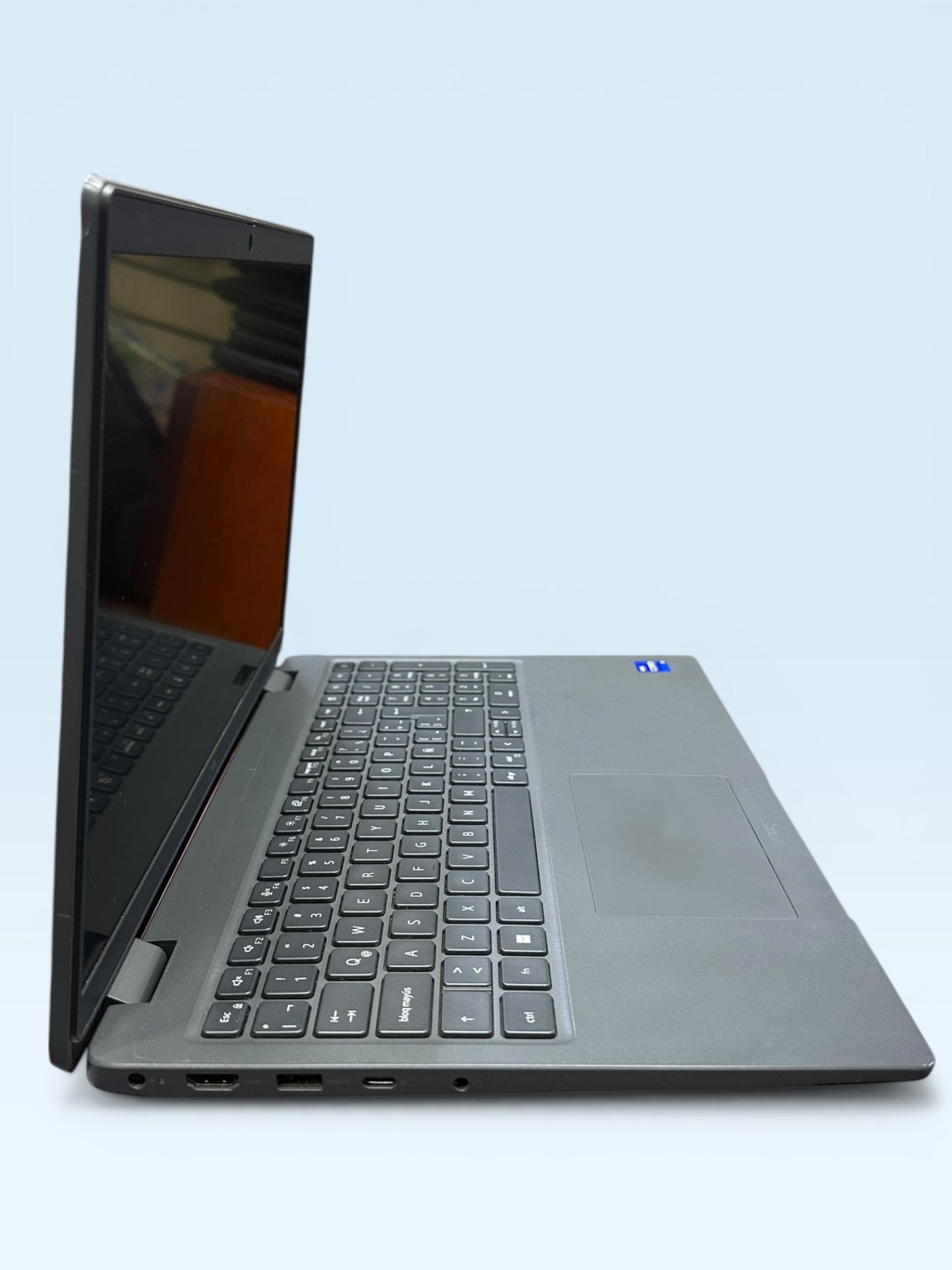 Laptop Dell Latitude 3540 15.6" - Intel Core i7-1335U, 16GB RAM, 512GB SSD