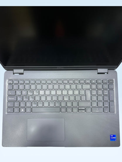 Laptop Dell Latitude 3540 15.6" - Intel Core i7-1335U, 16GB RAM, 512GB SSD