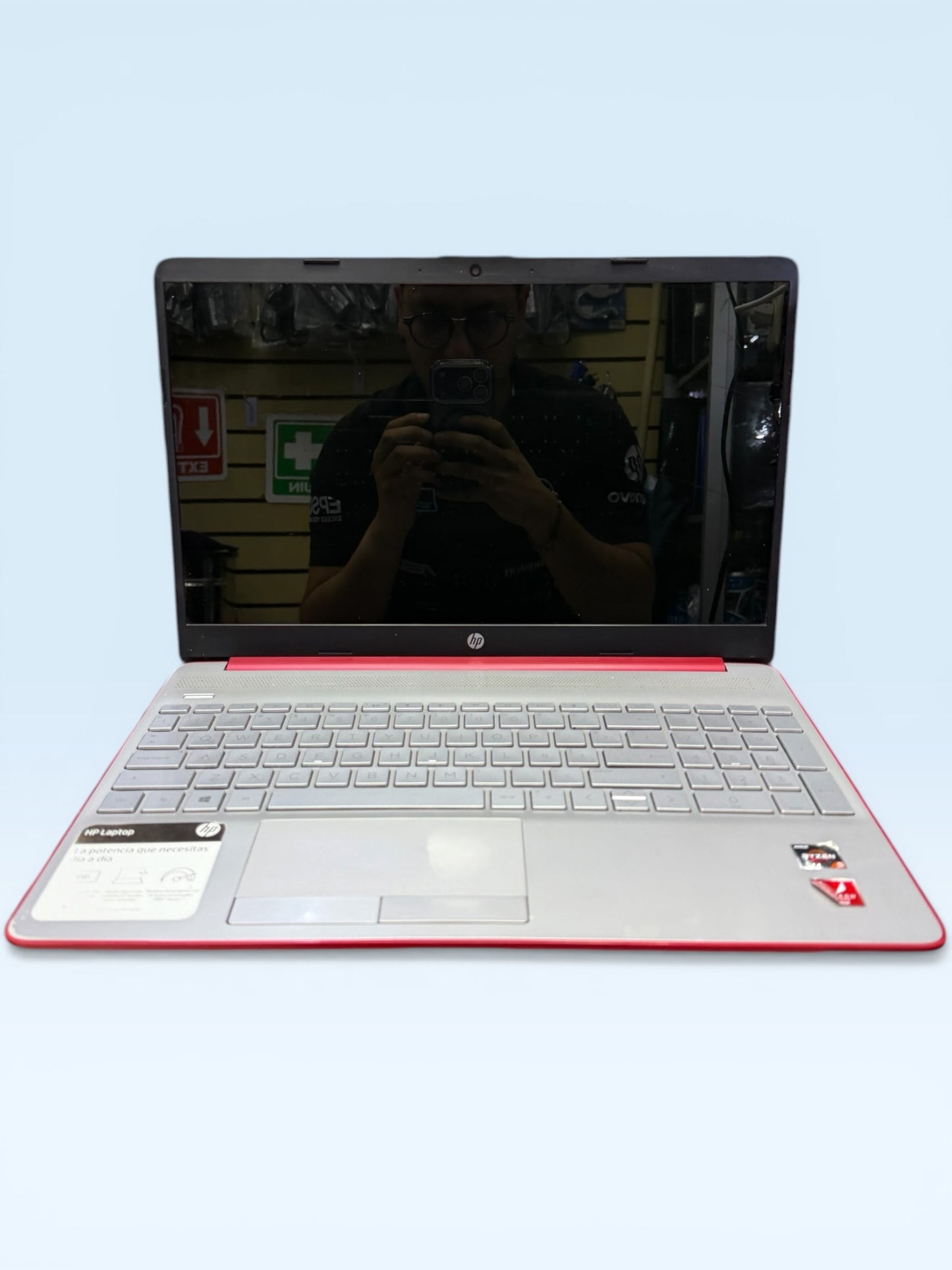 Laptop HP 15.6" - AMD Ryzen 5-3500U, 12GB RAM, 256GB SSD