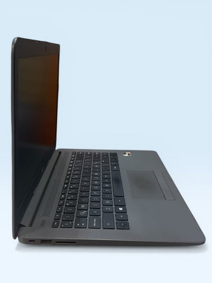 Laptop HP 14" - AMD Ryzen 3-3300U, 8GB RAM, 256GB SSD