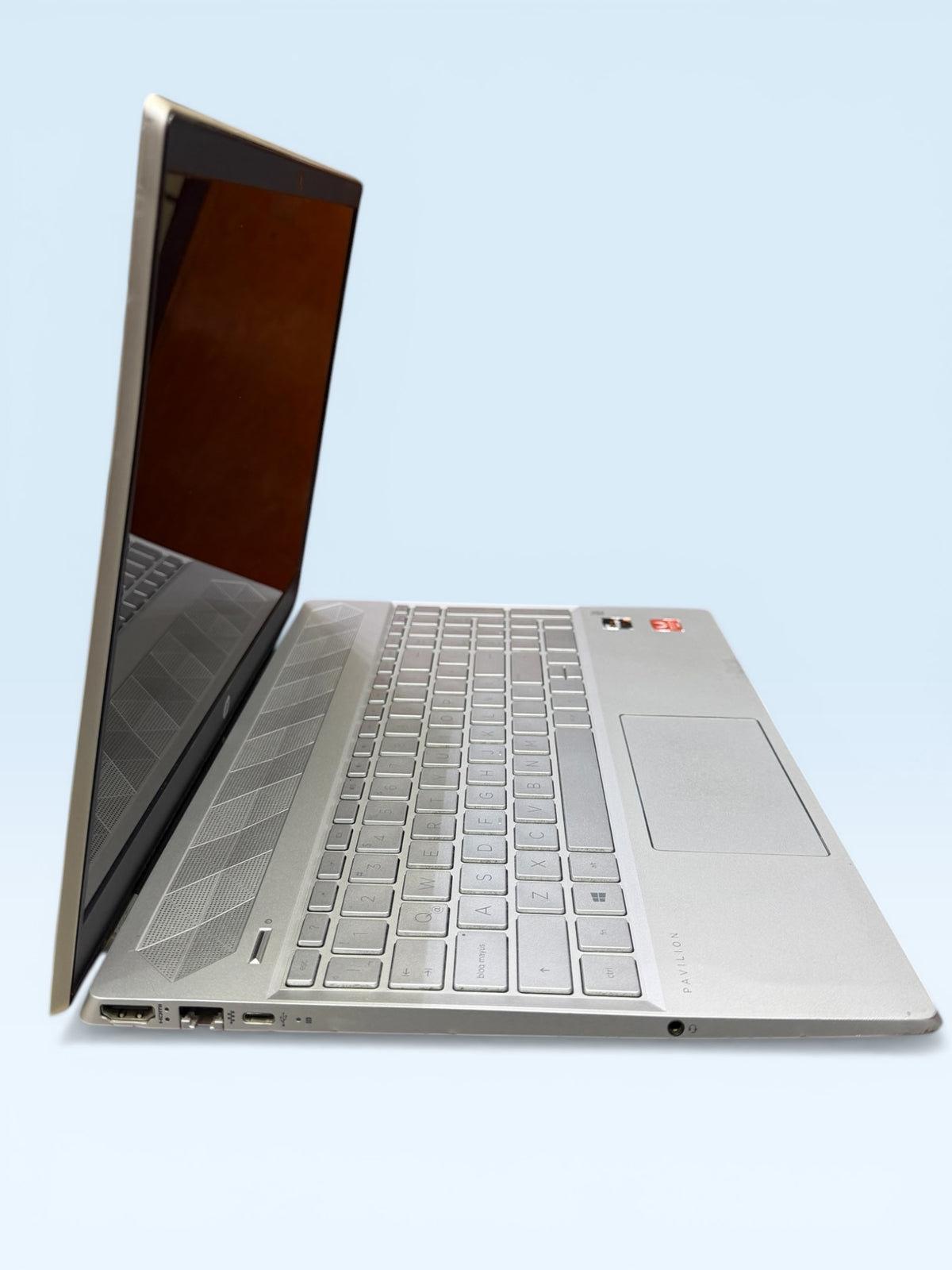 Laptop HP Pavilion 15.6" - AMD Ryzen 3-2300U, 12GB RAM, 256GB SSD
