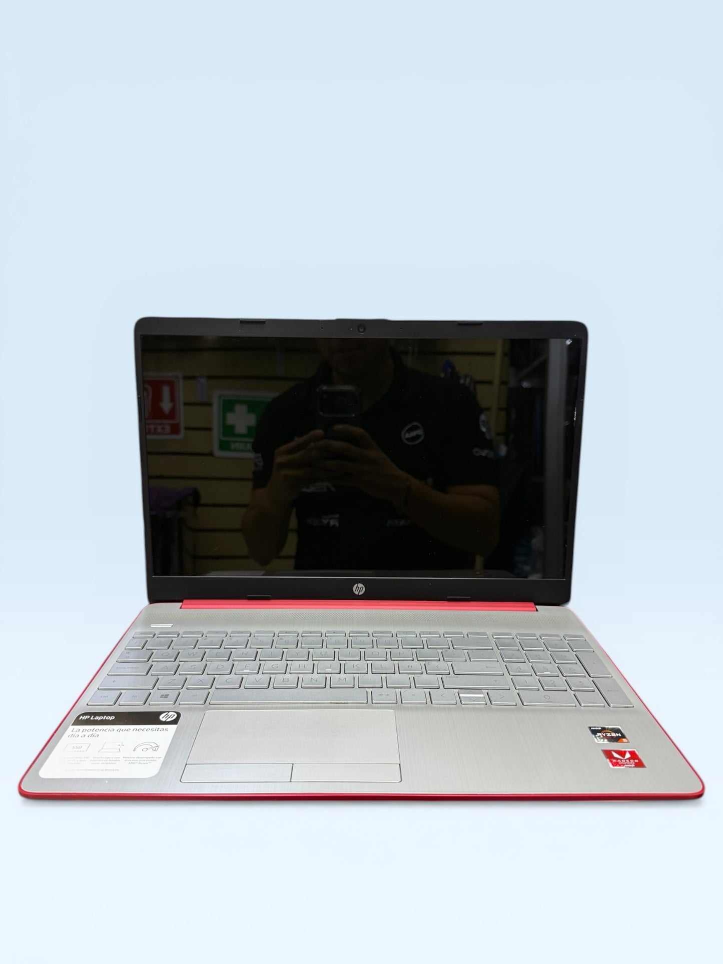 Laptop HP 15.6" - AMD Ryzen 5-3500U, 12GB RAM, 256GB SSD